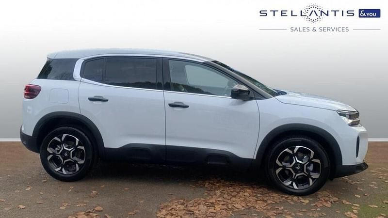 White New 2025 Citroën C5 Aircross SUV | £21,770 (Fair price) - Image 1/4