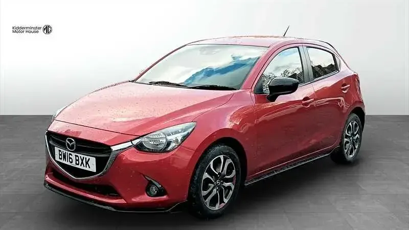Używany Mazda 2 Inclusive 90 KM (66 kW) 2016 Czerwony Hatchback