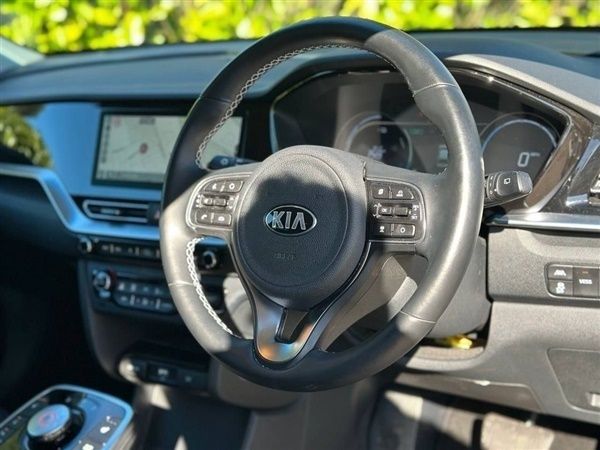 Grey Used 2021 Kia Niro 2 SUV | £18,600 (A bit pricey) - Image 1/1