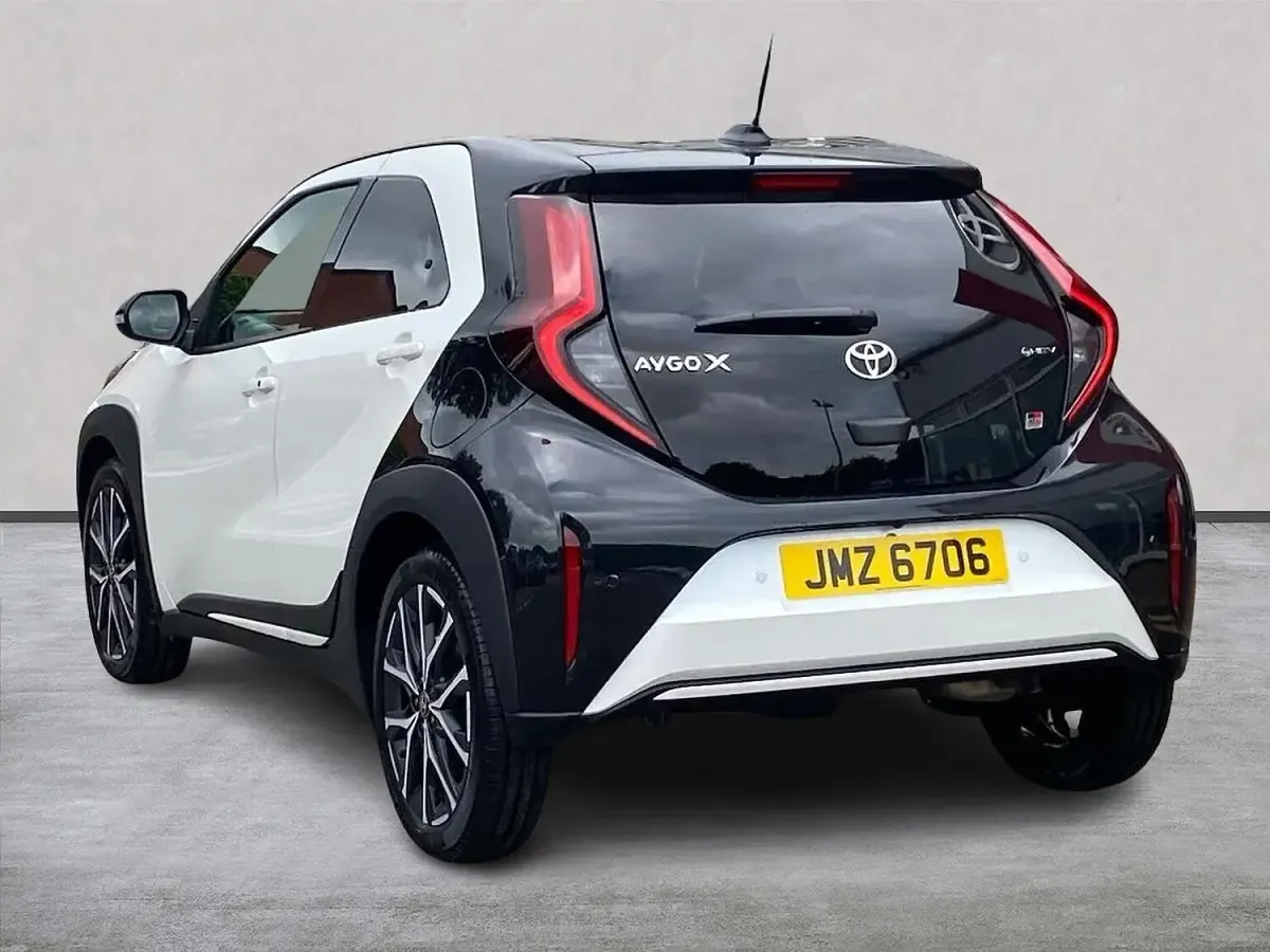 Used Toyota Aygo X Sport 116 HP (85 kW) 2025 White SUV