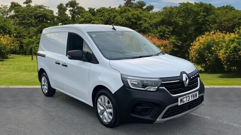 Used 2023 Renault Kangoo MPV | £12,750 (Fair price) - Image 1/4