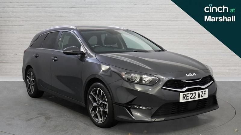 Grey Used 2022 Kia Ceed Hatchback | £14,191 (Fair price) - Image 1/4