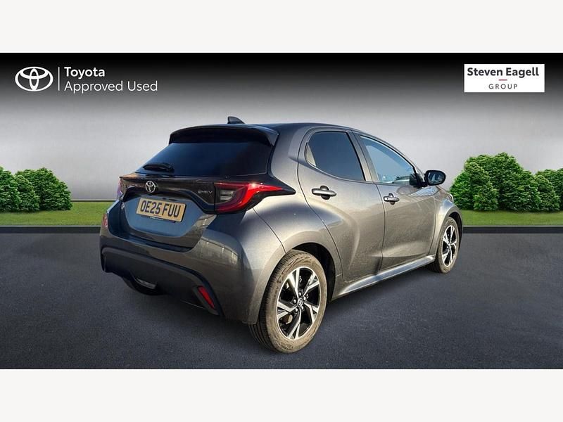Used Toyota Yaris Hybrid Design 2025 Grey Hatchback