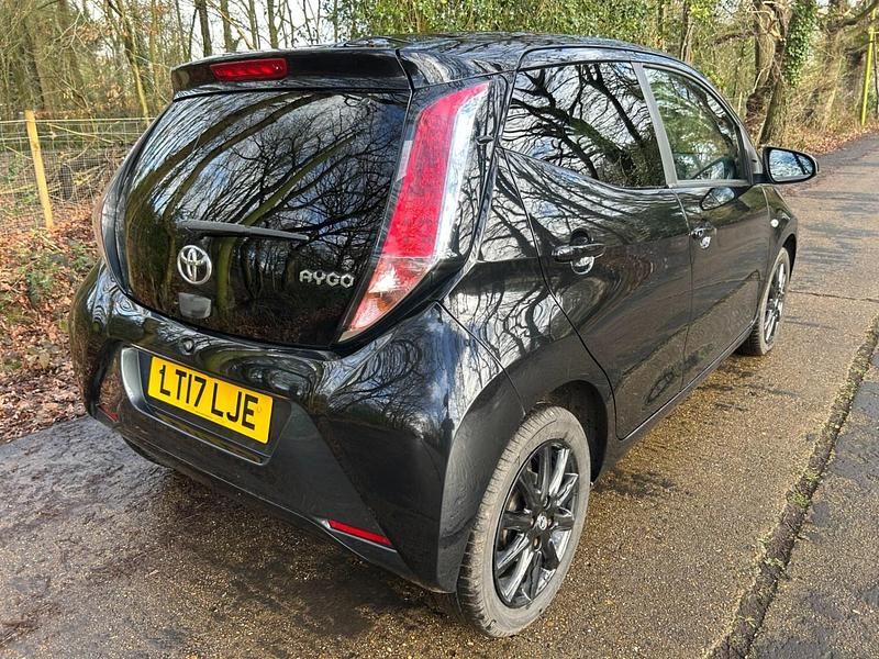 Used Toyota Aygo x-style 2017 Black Hatchback