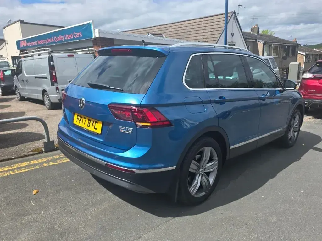 Used VW Tiguan SEL 180 HP (132 kW) 2017 Blue SUV