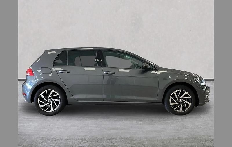 Used VW Golf VIII Edition 147 HP (108 kW) 2020 Grey Hatchback