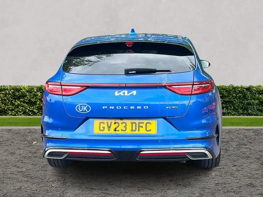 Used Kia ProCeed 160 HP (117 kW) 2023 Blue Estate