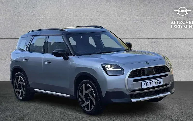 Used Mini Cooper Exclusive 150 kW (204 HP) 2025 Hatchback