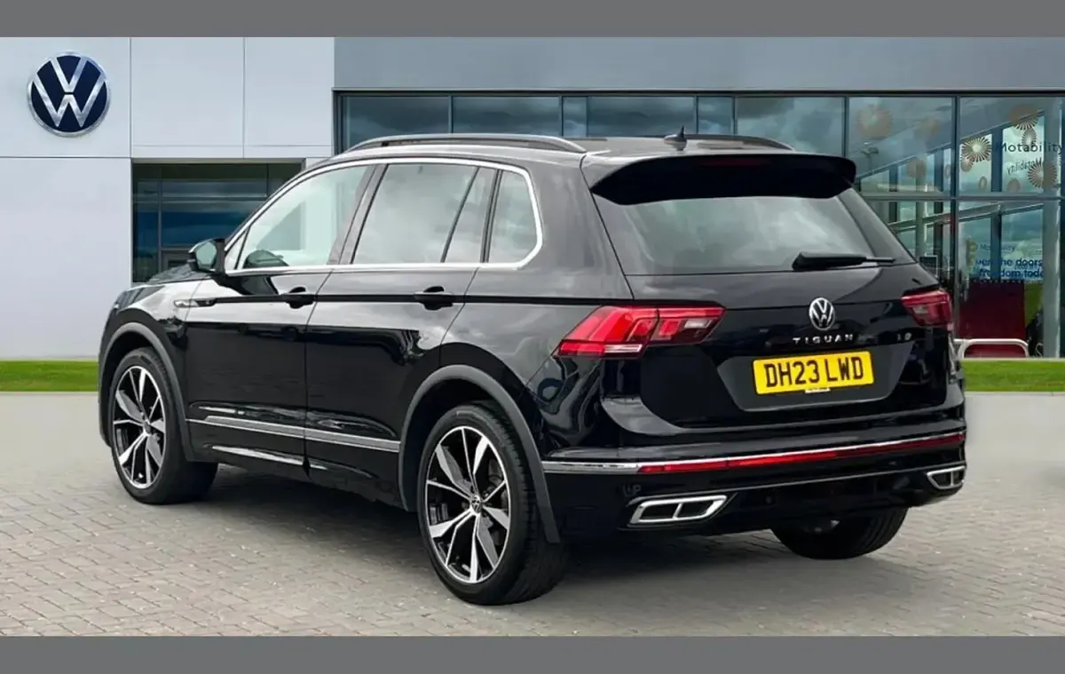 Used VW Tiguan R-line 147 HP (108 kW) 2023 Black SUV