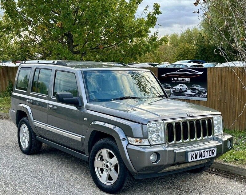 Grey Used 2007 Jeep Commander Limited SUV | £6,984 - Image 1/4