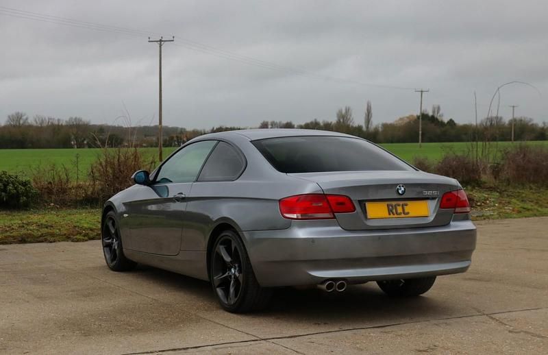 Used BMW 325 Performance 218 HP (160 kW) 2006 Grey Coupe