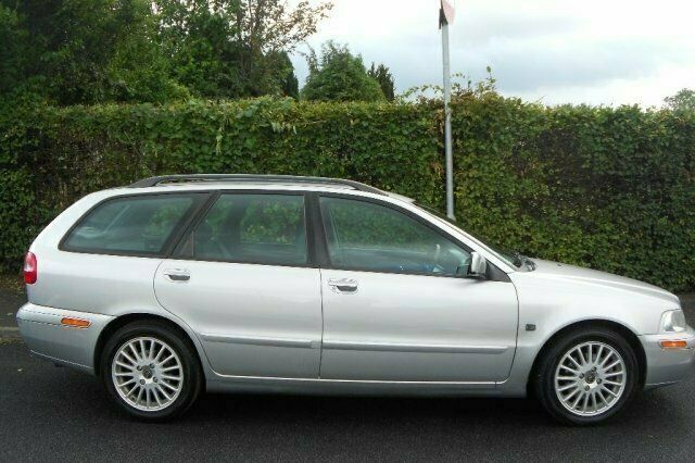Used Volvo V40 115 HP (84 kW) 2004 Estate