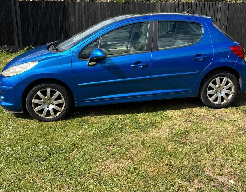 Begagnad Peugeot 207 2006 Blå Halvkombi