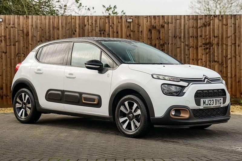 White Used 2023 Citroën C3 PureTech Hatchback | £9,163 (Good price) - Image 1/4