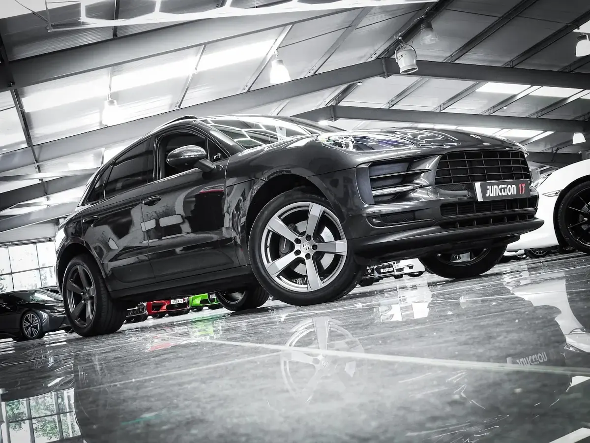 Begagnad Porsche Macan 2019 Grå SUV