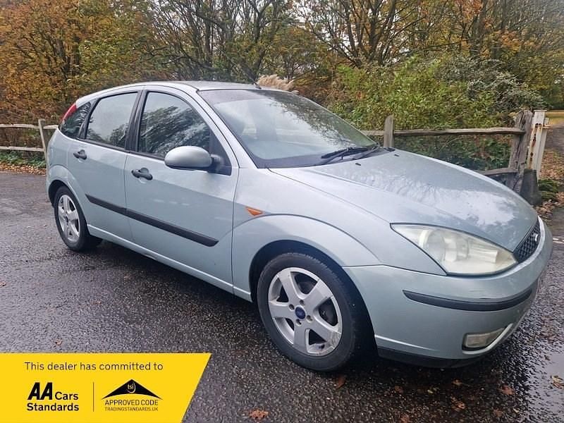 Green Used 2004 Ford Focus Hatchback | £1,995 (Fair price) - Image 1/3