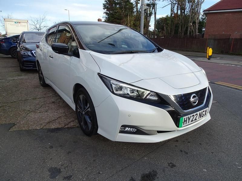 Used Nissan Leaf Tekna 110 kW (150 HP) 2022 White Hatchback