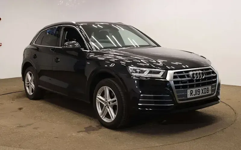 Used Audi Q5 S-Line 190 HP (139 kW) 2019 SUV