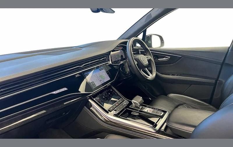Used Audi Q7 Comfort 334 HP (245 kW) 2023 Black SUV