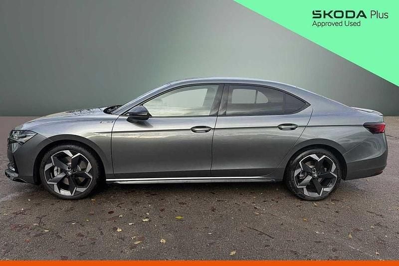 Used Skoda Superb SportLine 204 HP (150 kW) 2025 Grey Hatchback