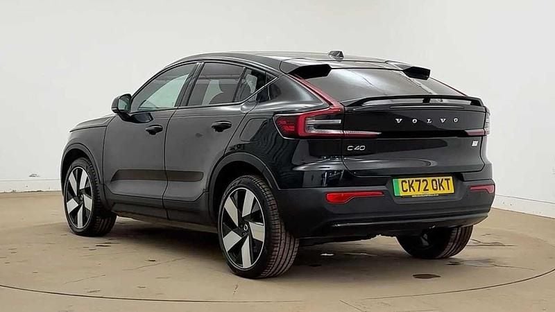 Usado Volvo C40 Ultimate 300 kW (408 HP) 2022 Preto SUV