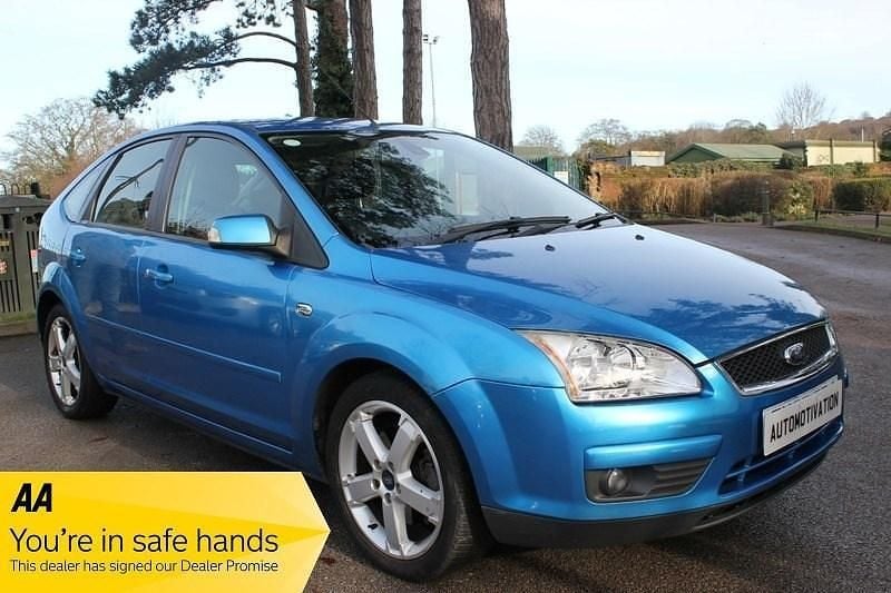 Blue Used 2007 Ford Focus Ghia Hatchback | £2,495 (Good price) - Image 1/3