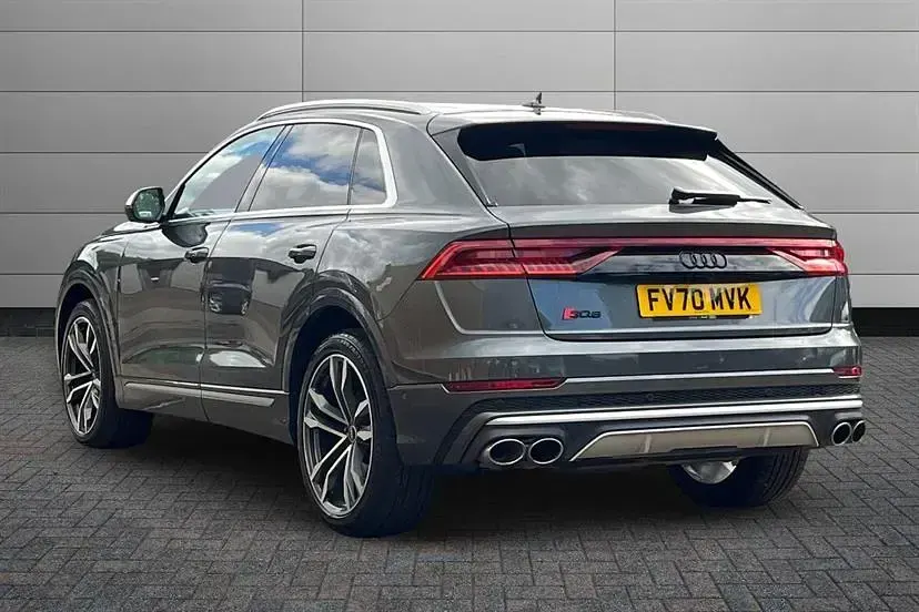 Używany Audi SQ8 Comfort 507 KM (372 kW) 2021 Szary SUV