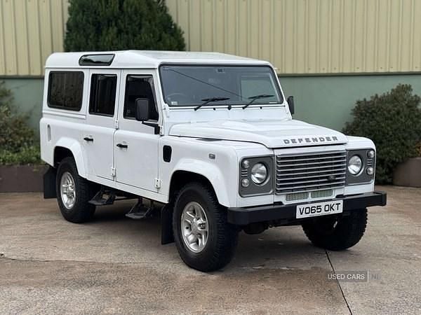 Usado Land Rover Defender 2015 Branco Carrinha