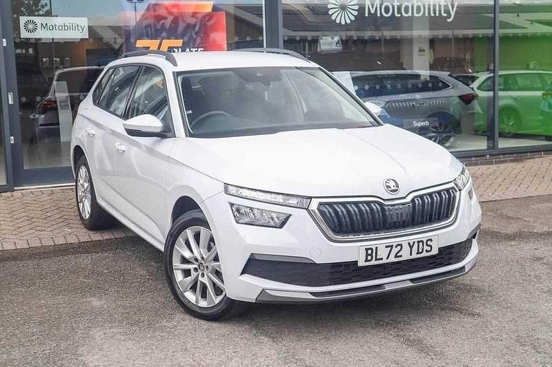 Moon white metallic Used 2023 Skoda Kamiq SE SUV | £13,385 (Fair price) - Image 1/4