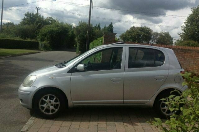 Used Toyota Yaris 2003 Hatchback