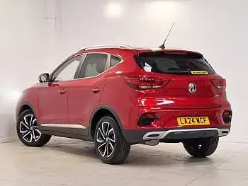 Used MG ZS Exclusive 111 HP (81 kW) 2024 Red SUV