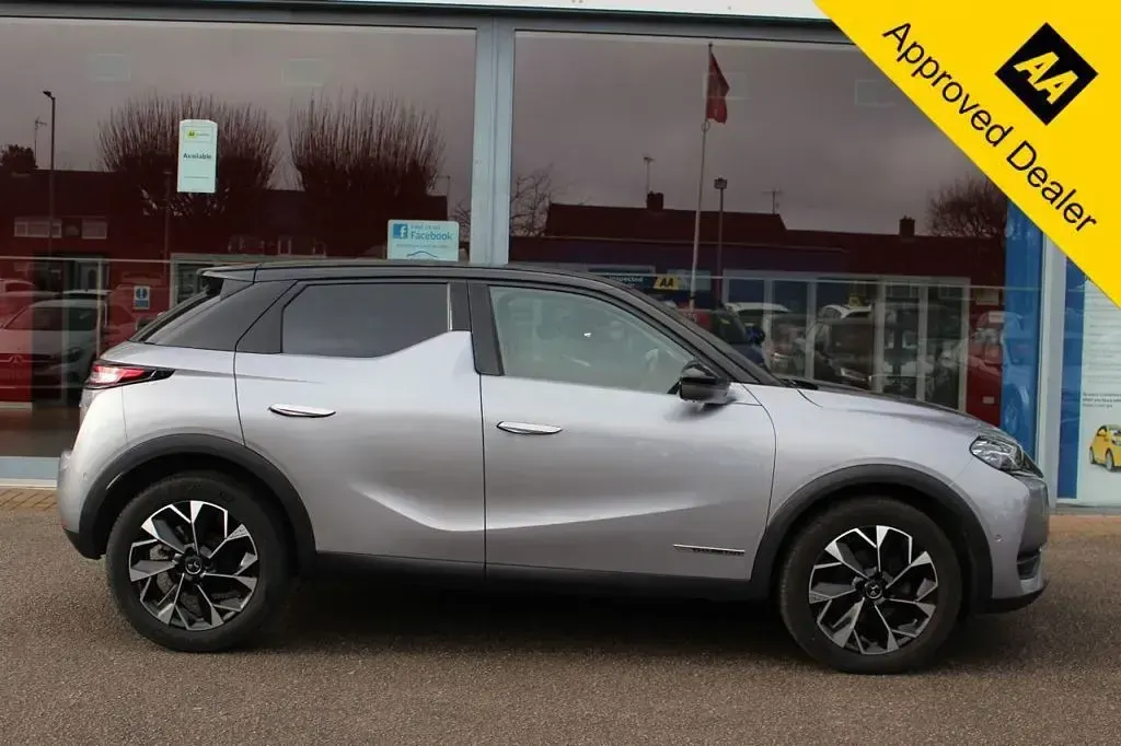 Used DS Automobiles DS3 Crossback 130 HP (95 kW) 2022 Grey SUV