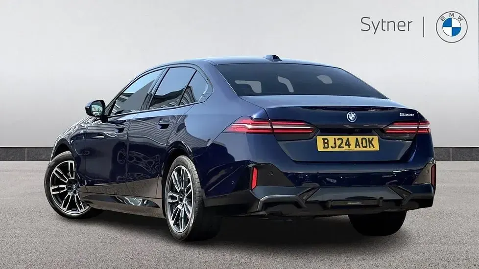 Used BMW 530e M Sport 295 HP (216 kW) 2024 Blue