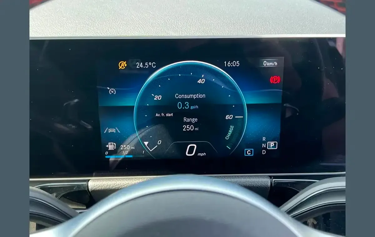 Käytetty Mercedes B200 Executive 161 HP (118 kW) 2020 Harmaa Tila-auto