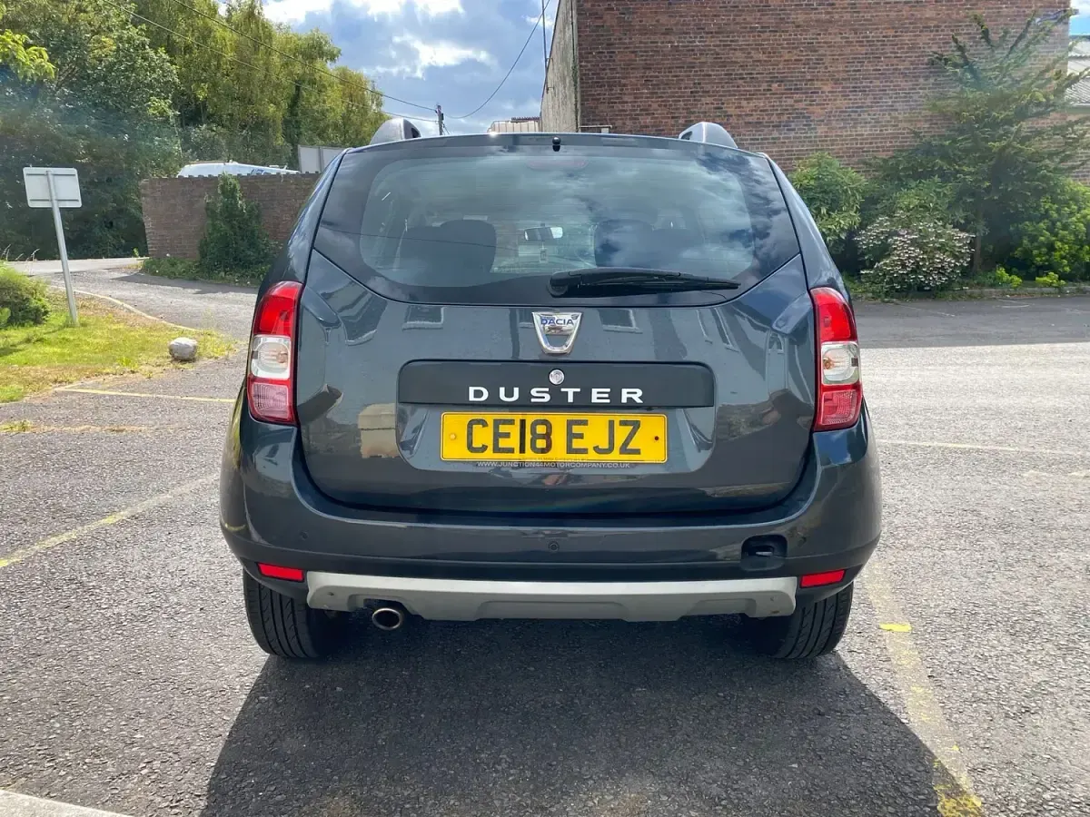 Used Dacia Duster 110 HP (80 kW) 2018 Grey SUV