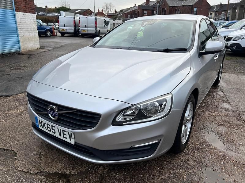 Used Volvo S60 Business Edition 190 HP (139 kW) 2015 Silver Sedan