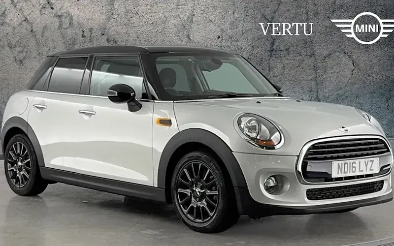 Usado Mini Cooper Hatch 136 CV (100 kW) 2017 Utilitario