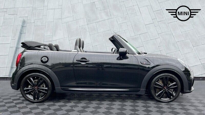Used Mini Cooper S Sport 176 HP (129 kW) 2023 Black Hatchback