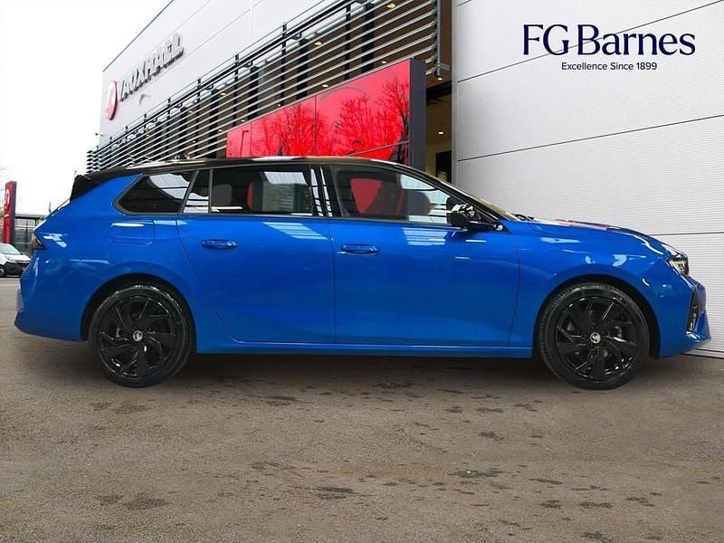 Used Vauxhall Astra S 128 HP (94 kW) 2024 Blue Estate