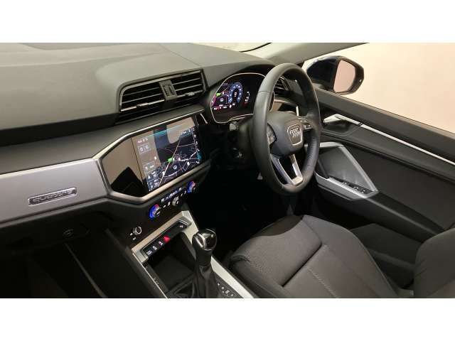 Image 2/4