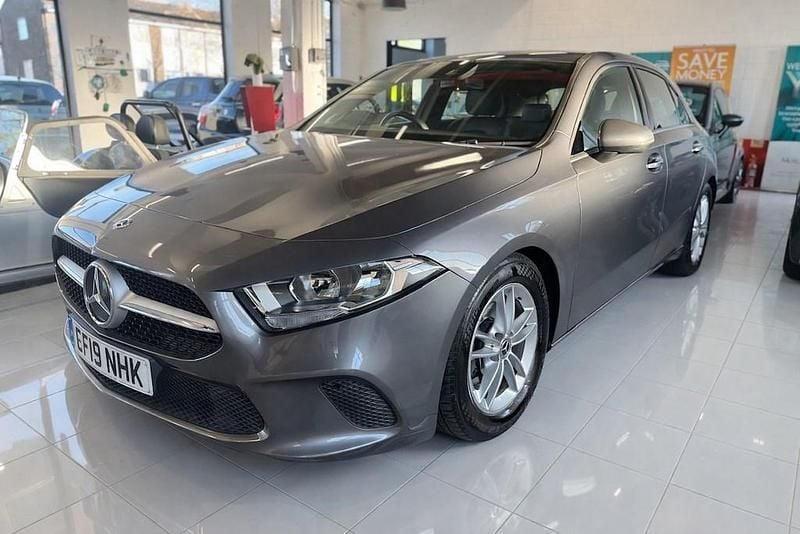 Used Mercedes A180 SE 136 HP (100 kW) 2019 Grey Hatchback