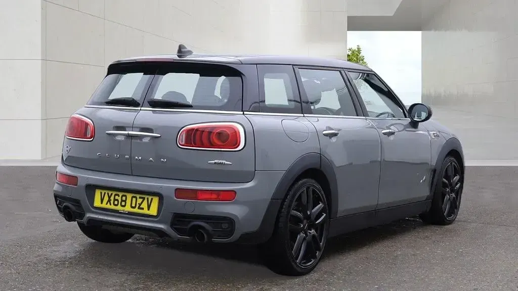 Used Mini John Cooper Works Clubman 231 HP (169 kW) 2018 Grey Estate