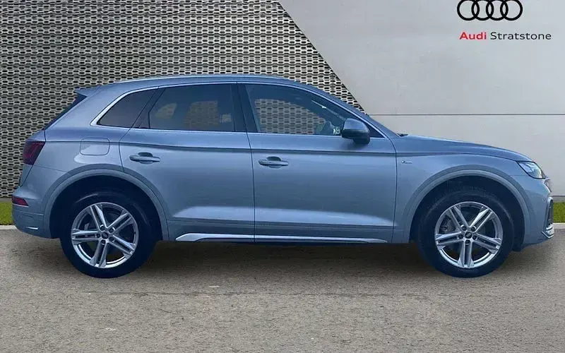 Used Audi Q5 S-Line 265 HP (194 kW) 2024 SUV