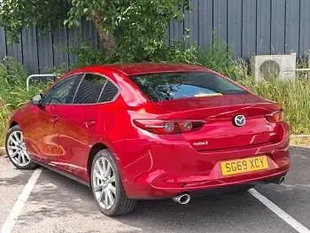 Used Mazda 3 Inclusive 180 HP (132 kW) 2019 Red Sedan