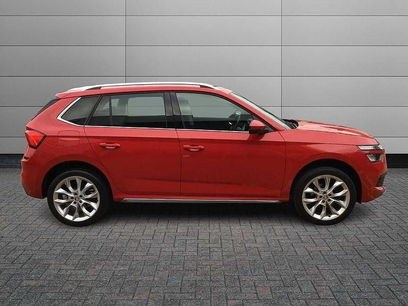 Used Skoda Kamiq SE L 85 HP (62 kW) 2020 Corrida red SUV