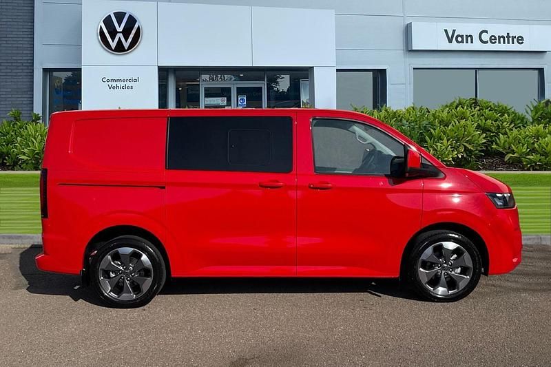 New VW Transporter Pro 150 HP (110 kW) 2026 Red Van