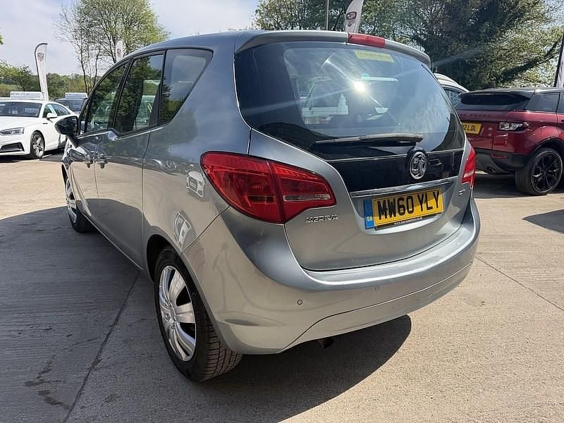 Used Vauxhall Meriva 100 HP (73 kW) 2011 Silver MPV