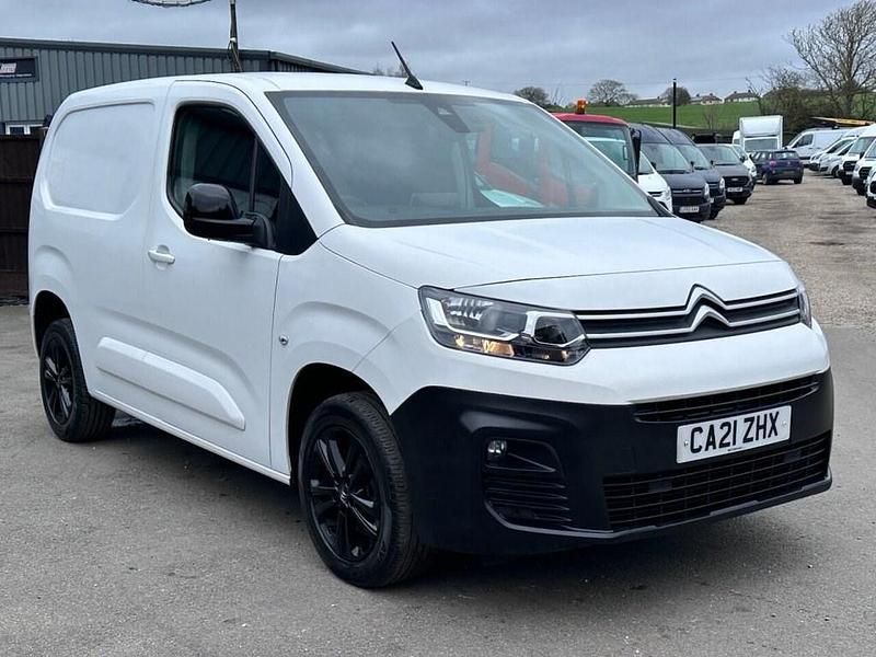 Used Citroën Berlingo 2021 White MPV