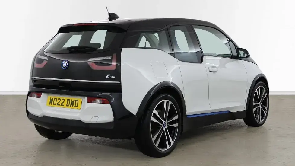 Used BMW i3 Comfort Edition 133 kW (181 HP) 2022 White Hatchback