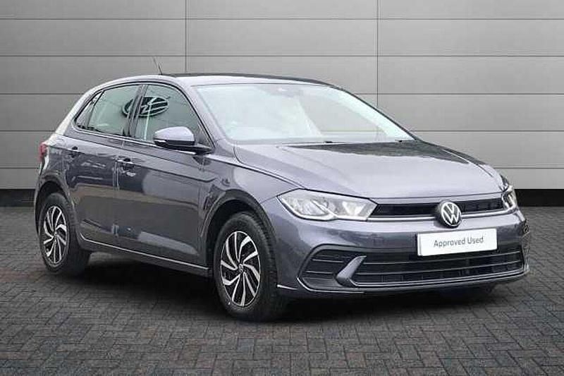 Smokey grey Used 2025 VW Polo Life Hatchback | £19,250 (Fair price) - Image 1/4